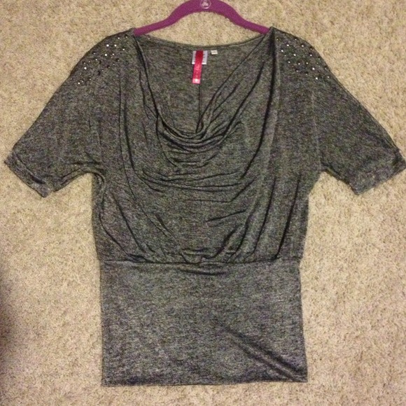 Banded bottom, shoulder studded, scoop neck top