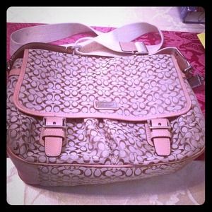 💢REDUCED💢AUTHENTIC COACH MESSENGER BAG