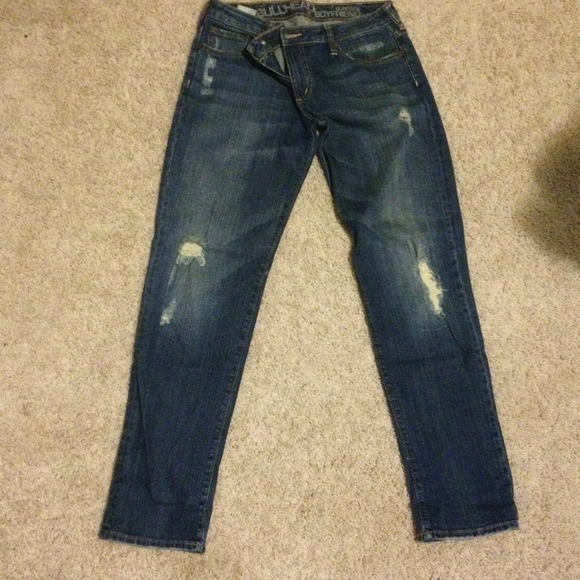 Bullhead size 3 barely worn