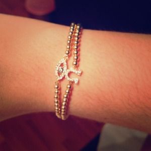 2,14k gold bracelets 25$ EACH.