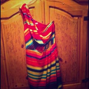 Beautiful dress. Still has tags, never Worn.