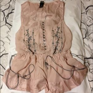 Adorable Lux pale pink and gray blouse.