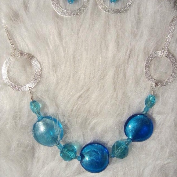 Jewelry set - Picture 2 of 2