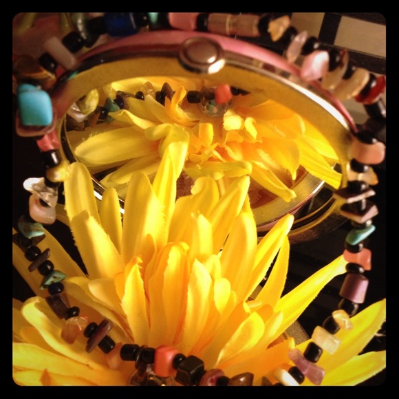 Bracelet - Picture 1 of 2