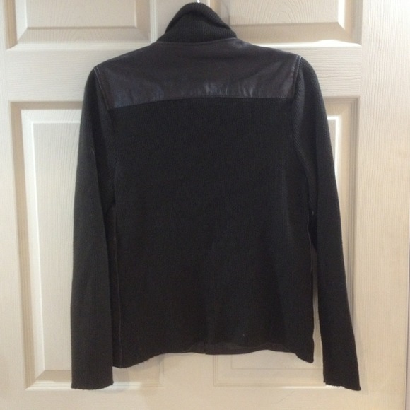 👏SOLD👏 - Picture 2 of 3