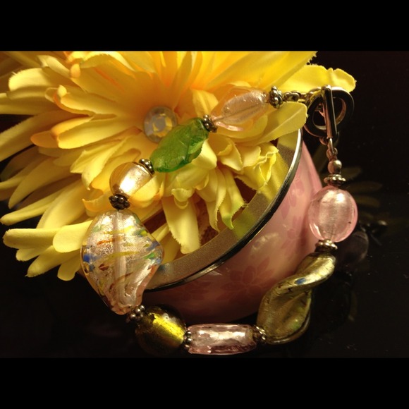 Bracelet - Picture 2 of 2