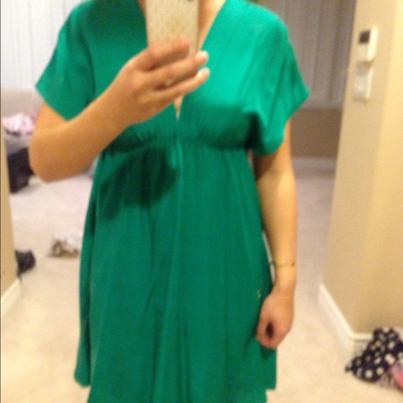 Kelly green dress purchased at Nordstrom