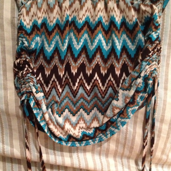 Patterned Tunic - Picture 2 of 3