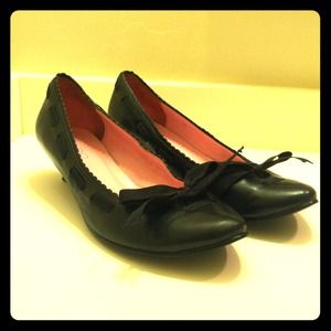 Aldo kitten heel with bows