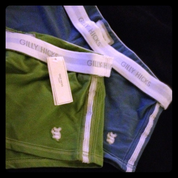 TRADED to @entara *2 pair of Gilly Hicks shorts