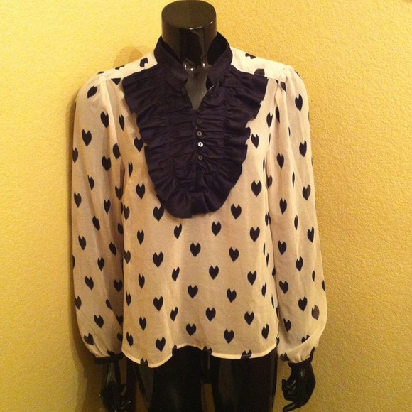 SOLDH&M Heart Sheer Blouse