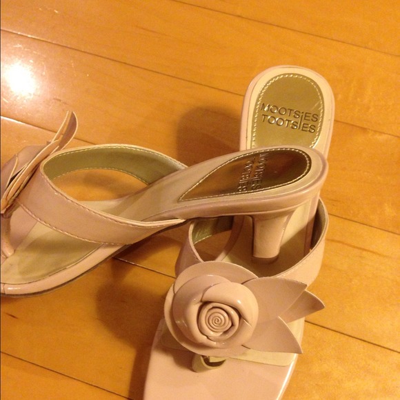 Cute Pink Summer Rose Sandal - Picture 3 of 4