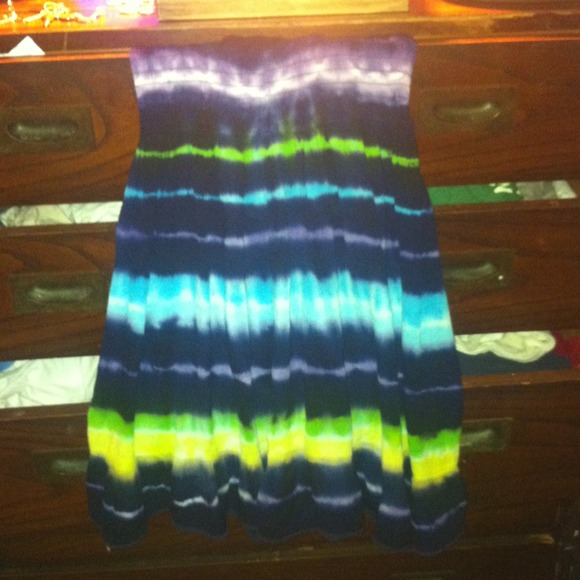 Top - Picture 3 of 3