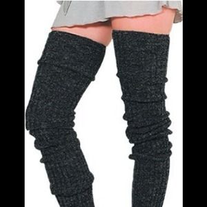 💢SOLD💢Burgundy thigh high leg warmers