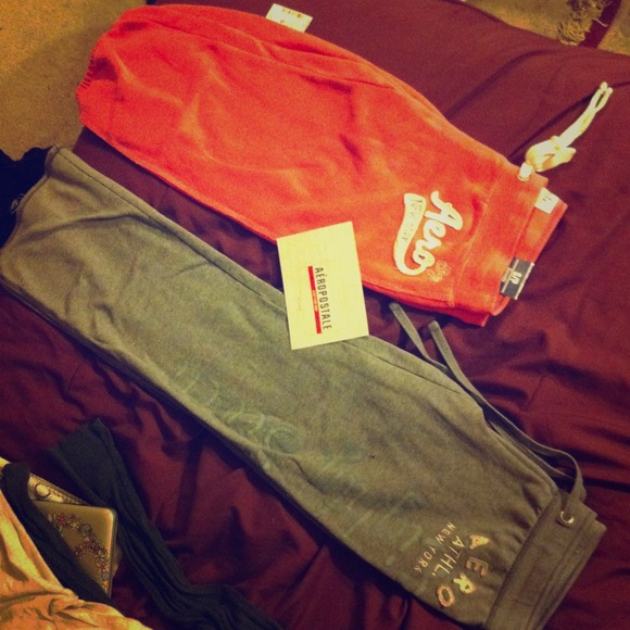 Aeropostale sweats! Neww. - Picture 1 of 4