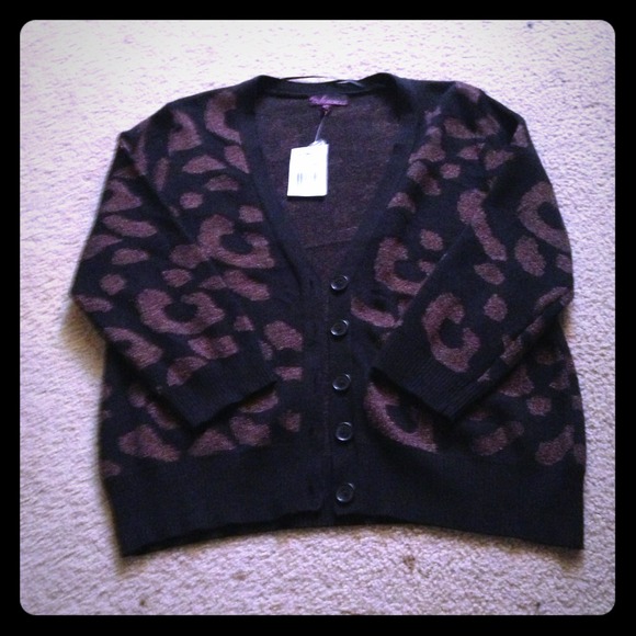 sparkly cheetah print sweater!