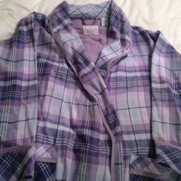 Flannel robe