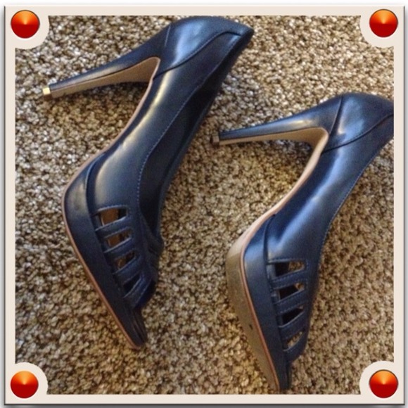 Navy peep toe pump