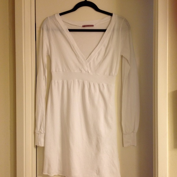 White Velvet t shirt dress size xs