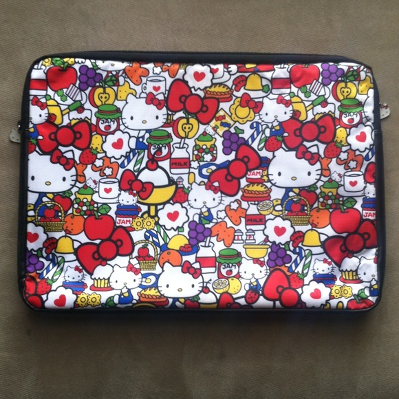 Hello Kitty Laptop case - Picture 2 of 2