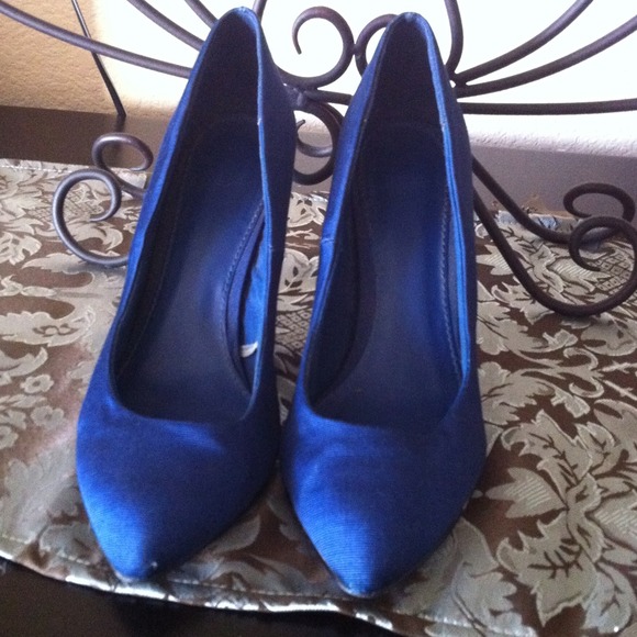 Blue Textured Zara Heels Size 9 - Picture 3 of 4