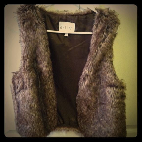 fur vest