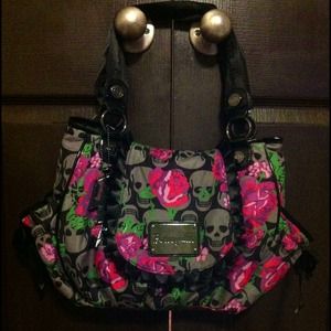 Betseyville handbag - reserved for @amuzzy