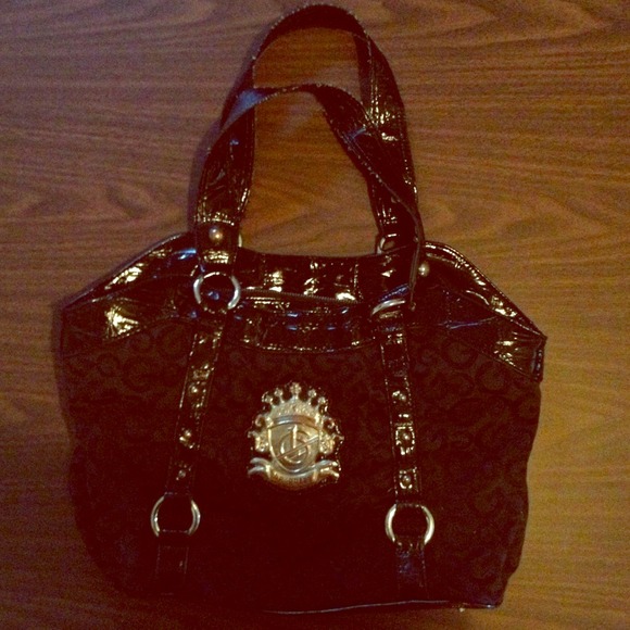 GUESS HANDBAG