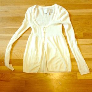 SOLD American Eagle cream sweater!