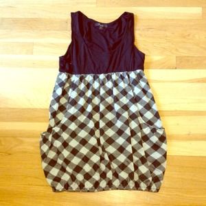 SOLDDD Forever 21 black and gray sweater dress!