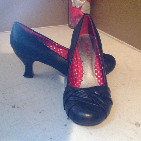 Bongo low heels