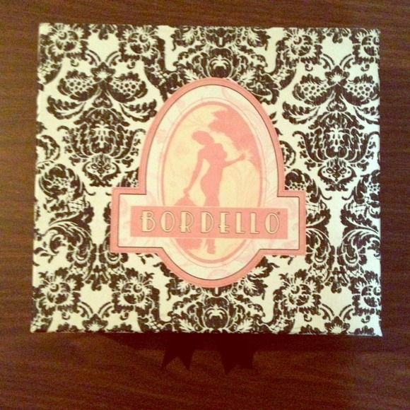 BORDELLO BURGANDY FLORAL SATIN PUMP