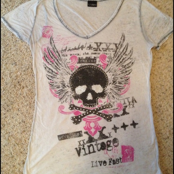 The Buckle "daytrip"tahirt