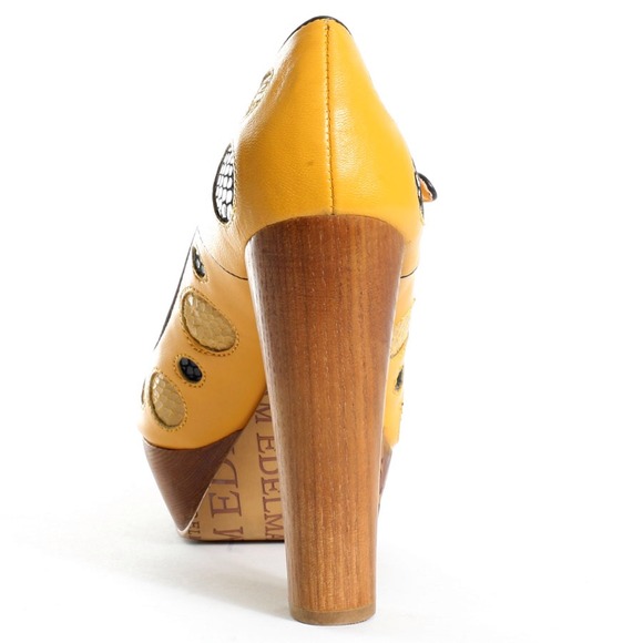 SOLD💋www.thestitchbar.com - Picture 3 of 4