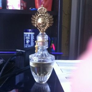 1ounce , used it a few times