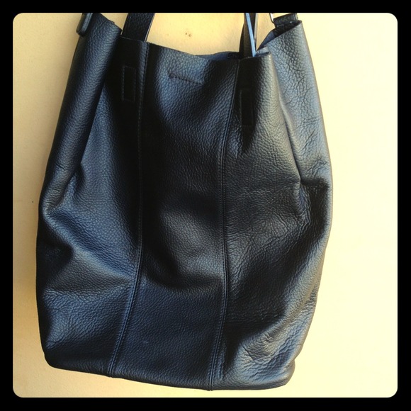 Black banana republic bag✨sold for paulp01✨😘😘😘
