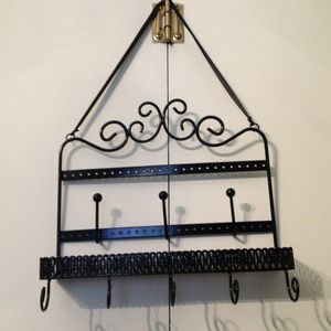 Jewelry holder