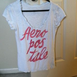 Cute aeropostale shirt worn only once