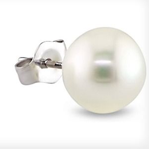 Pearl Earring, Glove, and Phone Case Bundle