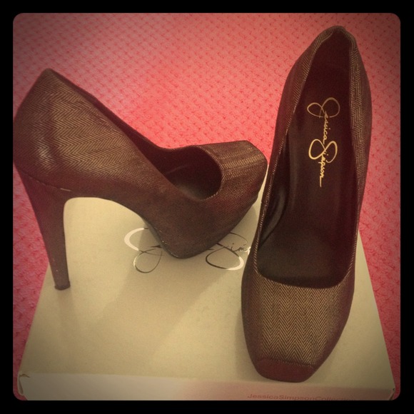 Jessica Simpson Pump