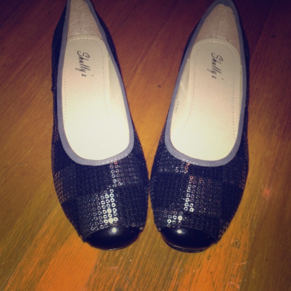 Brand new Black sequin flats!!!