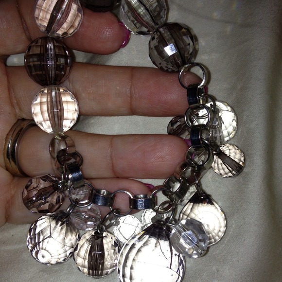 Black, grey and clear bracelet - Picture 2 of 2