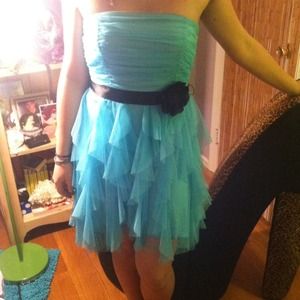 🚫Trade!!🚫Gorgeous Teal and black bow dress