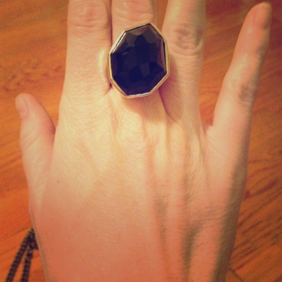 ❌Sold❌Stella & Dot stone sizable ring