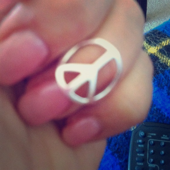 Sterling silver  Peace ring