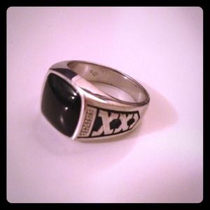 Men's silver and diamond ring