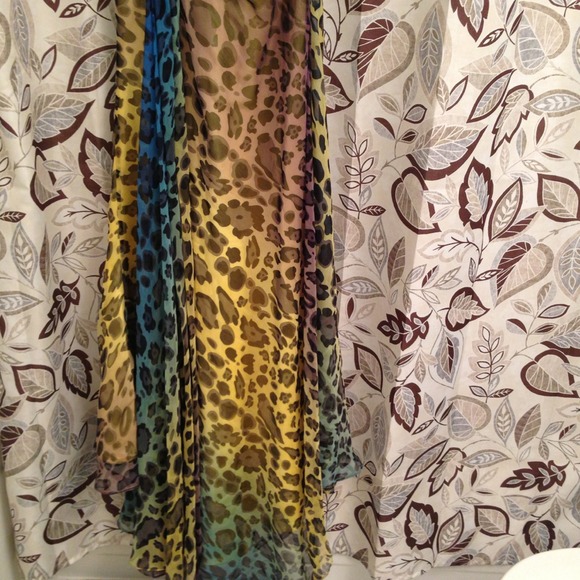 Prom dress - Picture 3 of 4