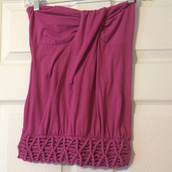 Strapless top