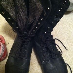 Steve Madden Geirard black boots *Reserved*