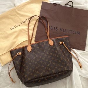 Louis Vuitton Neverfull MM in monogram
